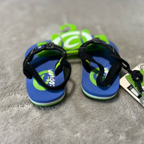 Cobian Toddler Flip Flops - Picture 7 of 7